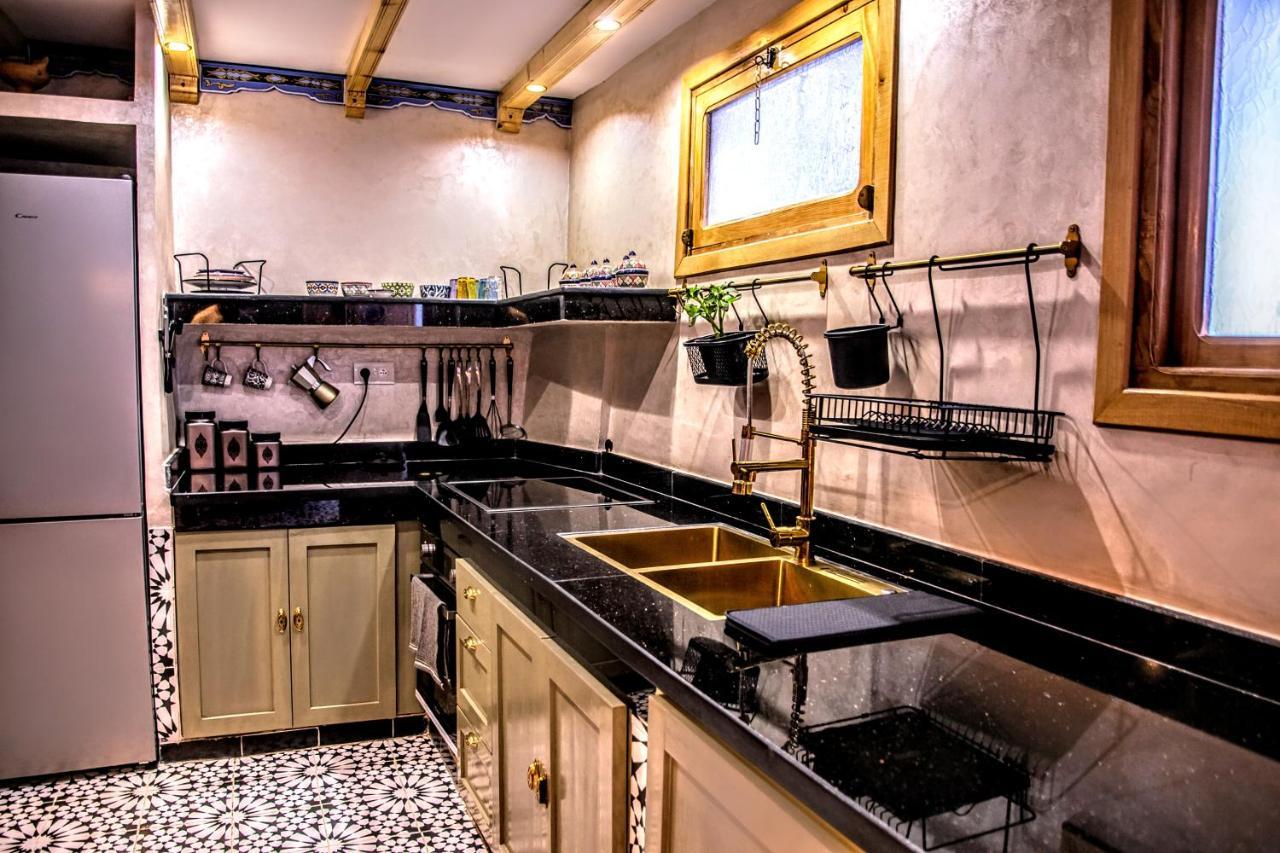 Old World Charm, Modern Comfort Chefchaouen Bagian luar foto